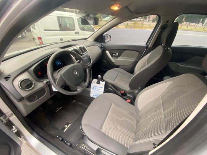 Renault logan expression 1.6 - Imagen 4