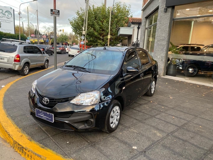 Toyota Etios 1.5 x - Imagen 2