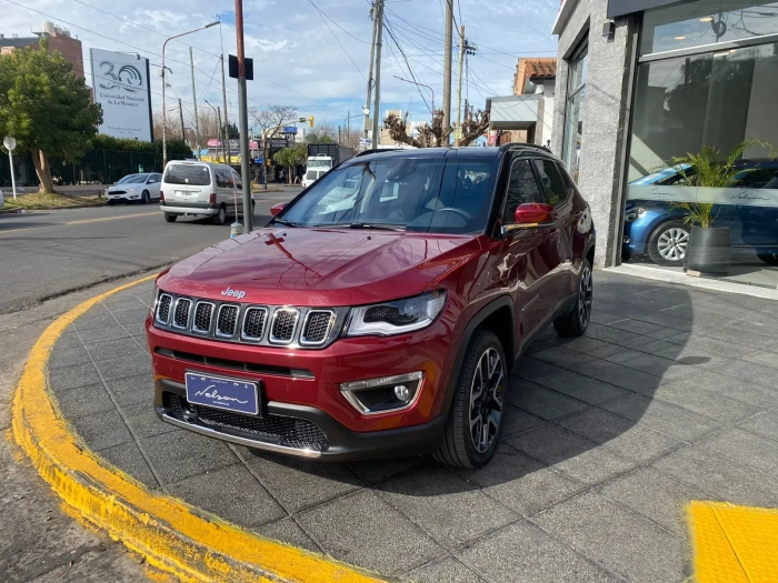 Jeep Compasa limited plus 4x4 - Imagen 3