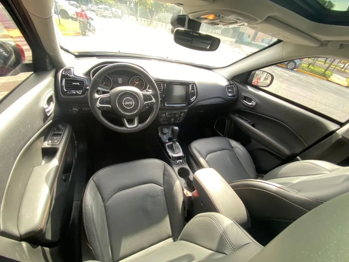 Jeep Compasa limited plus 4x4 - Imagen 5