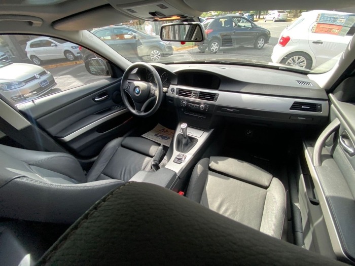 BMW 330i - Imagen 6