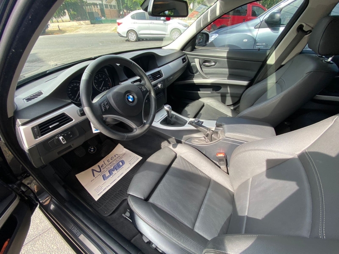 BMW 330i - Imagen 5