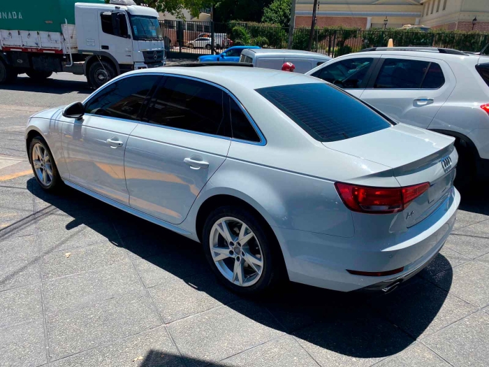 Audi A4  2.0T fsi - Imagen 4