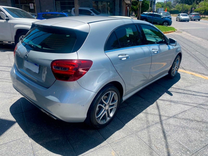 Mercedes Benz A200 - Imagen 6