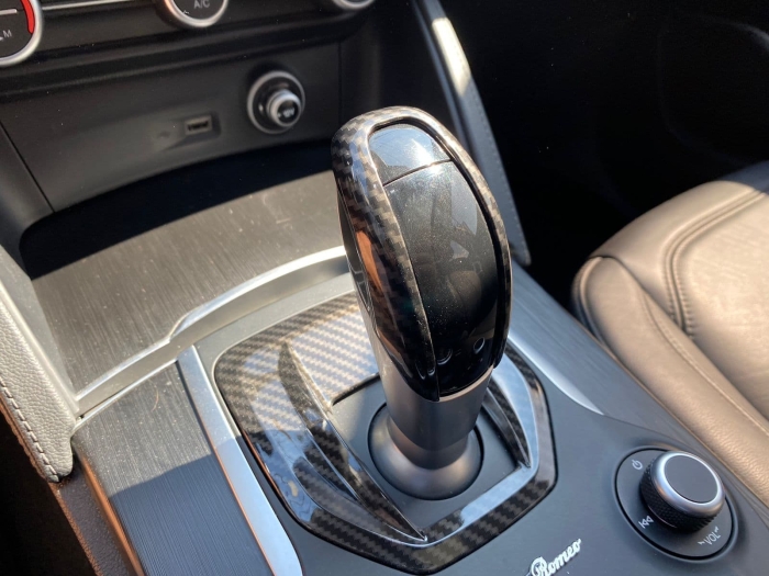 Alfa Romeo Stelvio Q4 - Imagen 8