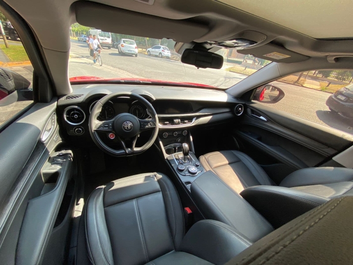Alfa Romeo Stelvio Q4 - Imagen 5
