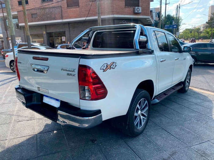 Toyota Hilux srx 4x4 - Imagen 6