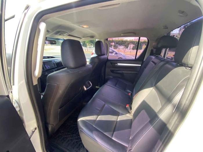 Toyota Hilux srx 4x4 - Imagen 3