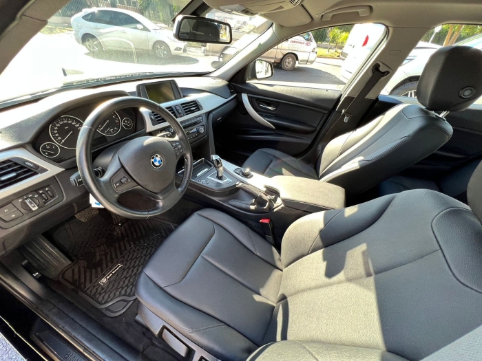 BMW 320i sport - Imagen 5