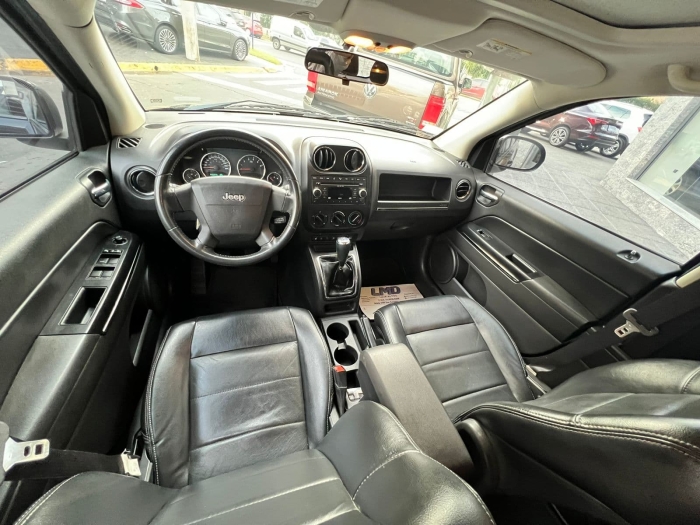 Jeep compass limited 4x4 - Imagen 4
