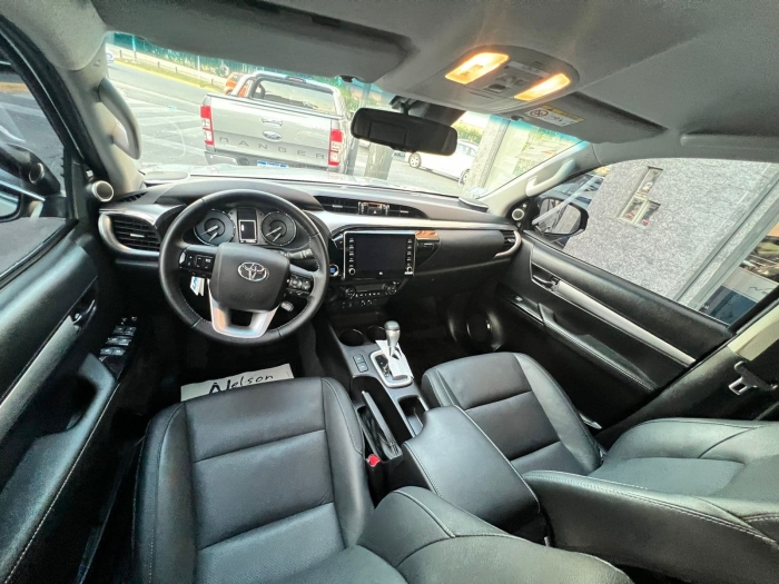 Toyota Hilux Srx 4x4 aut - Imagen 7