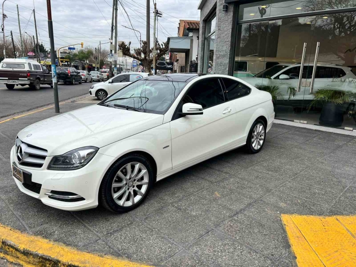 Mercedes Benz C250 Coupe Cgi - Imagen 2