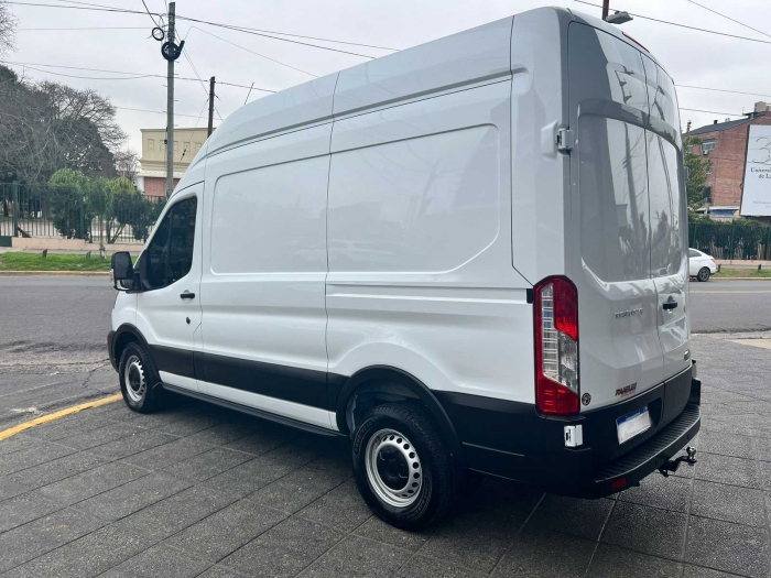 Ford Transit Furgón Alto - Imagen 4
