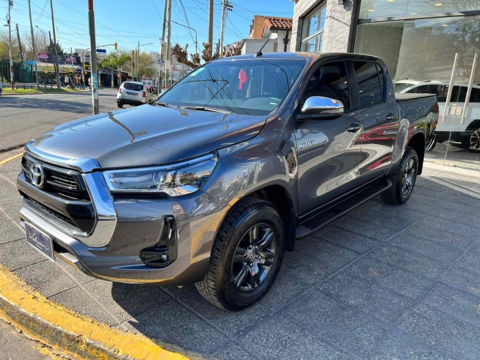 Toyota hilux srv aut 4x2 - Imagen 5