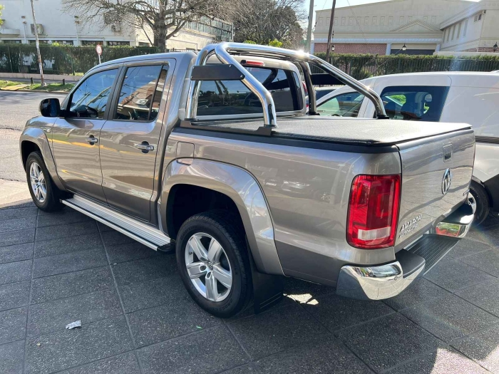 Volkswagen Amarok highline pack 4x2 aut - Imagen 6