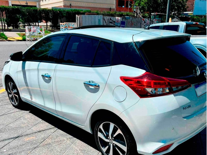 Toyota Yaris S Cvt - Imagen 2