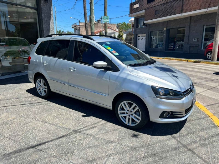 Volkswagen Suran Highline Msi caja de 6ta - Imagen 4