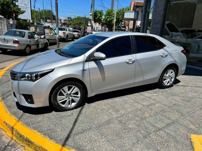 Toyota Corolla xei m/t - Imagen 2
