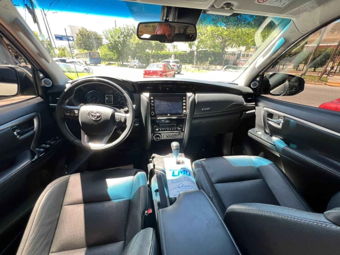 Toyota hilux sw4 srx aut 7/a - Imagen 5