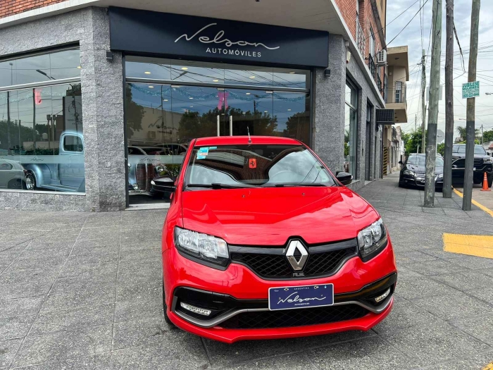 Renault sandero rs 2.0