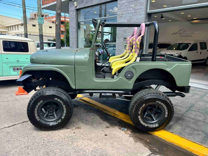 Jeep ika 58 con motor 221 4x4 - Imagen 3