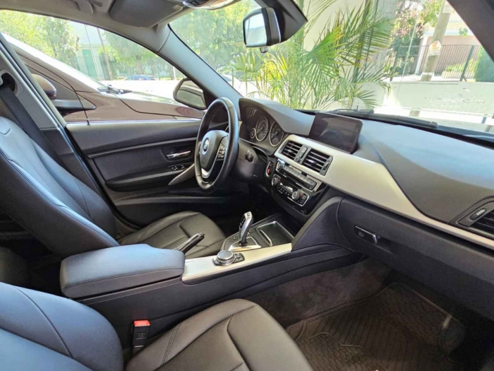 BMW 320I SEDAN - Imagen 6