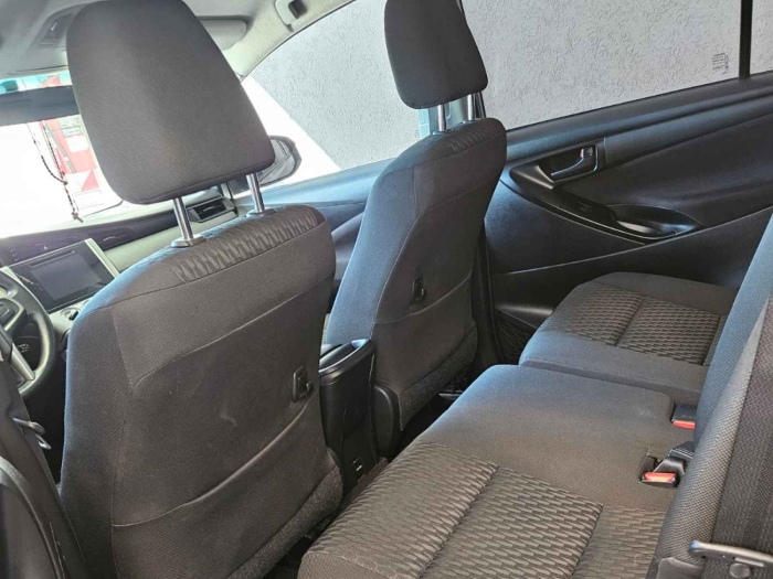 Toyota Innova SR 2.7 Rural 5 puertas - Imagen 4
