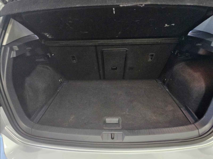 Volkswagen Golf 1.4 Bluemotion Technol Sedan - Imagen 5