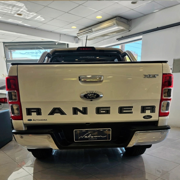 FORD RANGER XLT 4X4 AT
PICK-UP - Imagen 6