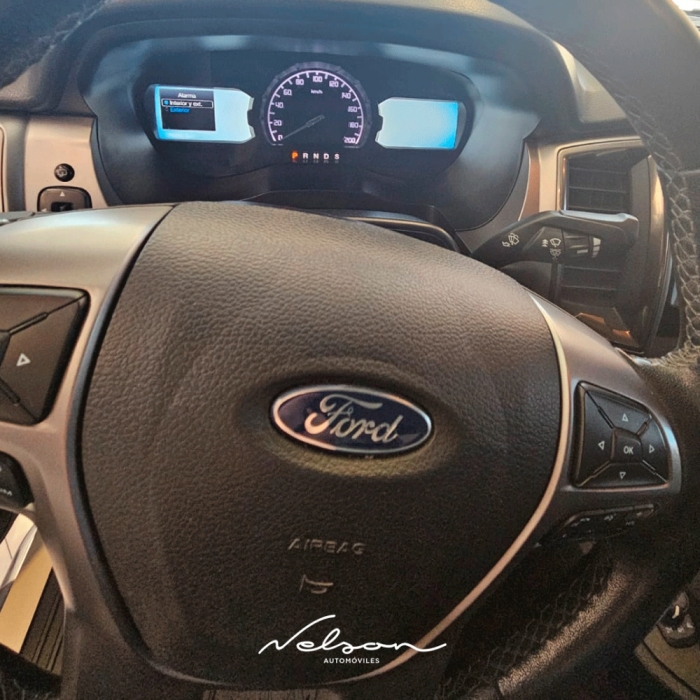 FORD RANGER XLT 4X4 AT
PICK-UP - Imagen 2