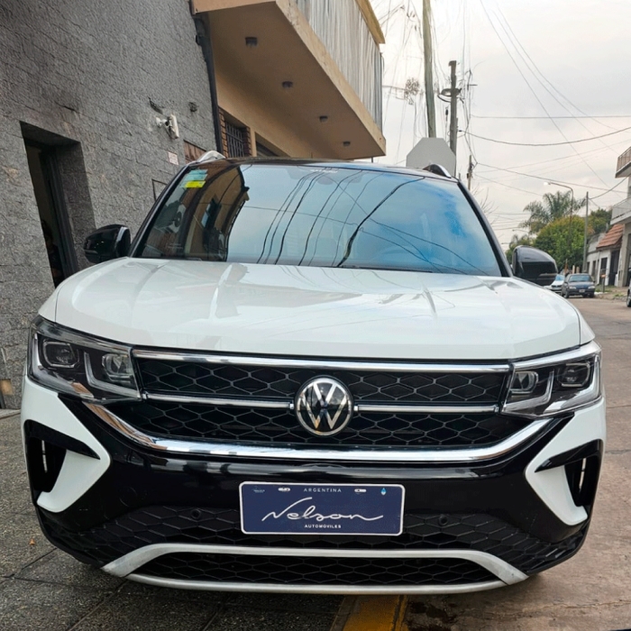 VOLKSWAGEN TAOS HIGHLINE